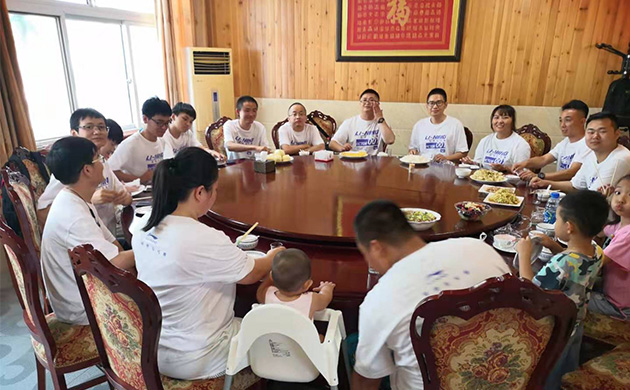 呼叫易團隊平谷兩日游用餐